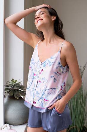 Легкая красивая пижама из натуральной вискозы Laete