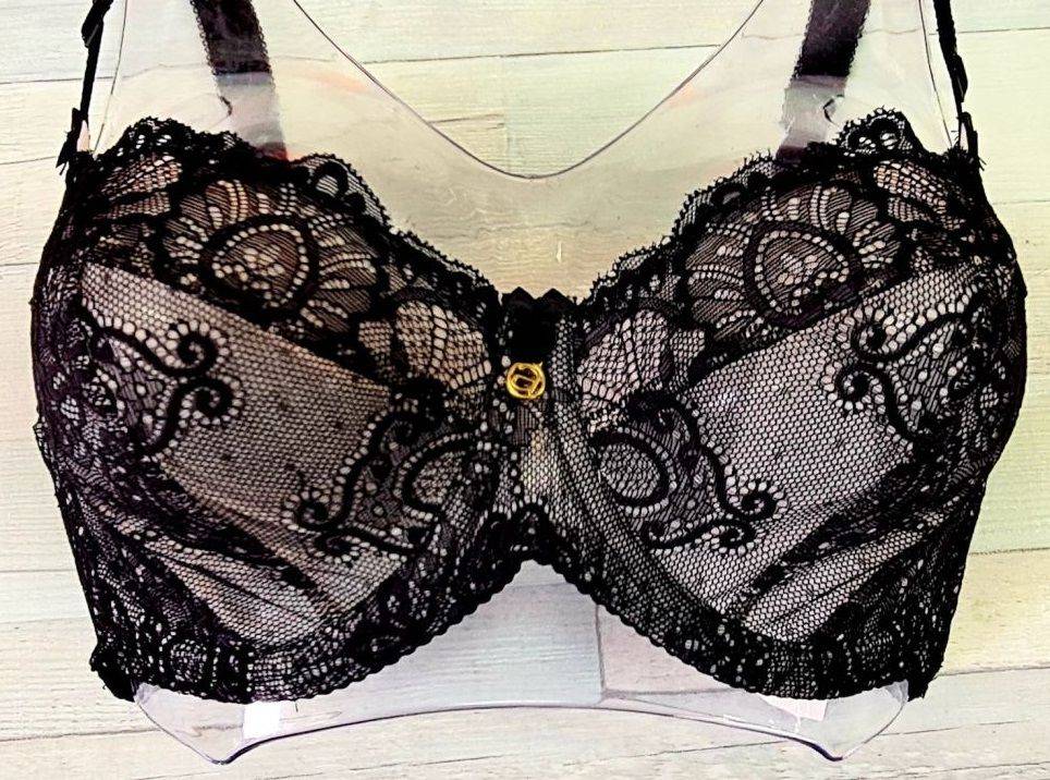 Бюстгальтер на косточках с кружевными мягкими чашками Akcent