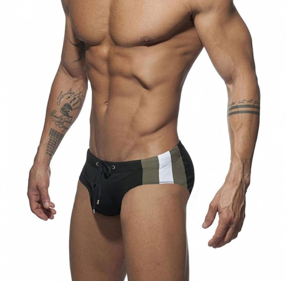 Черные мужские плавки с двухцветными вставками по бокам Romeo Rossi