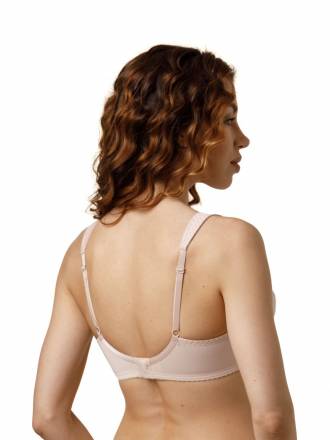 Бюстгальтер на каркасах с поролоном в боковой части чашки Lengy