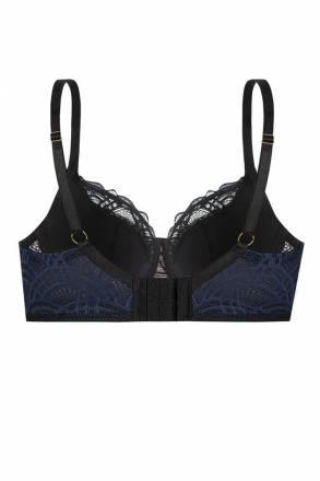 Красивый бюстгальтер Debora с чашками на тонком поролоне Nipplex