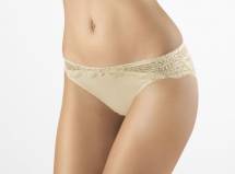 Оригинальные кружевные трусики Laura V.O.V.A.