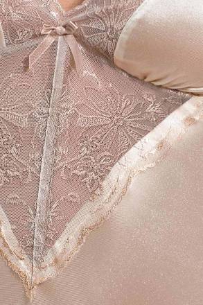 Соблазнительная сорочка с кружевами на лифе Lotus Passion
