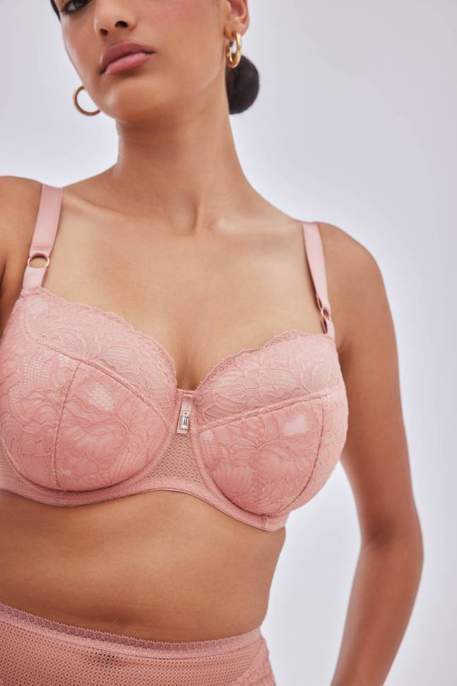 Бюстгальтер Nude Rose с чашками на тонком поролоне Alles